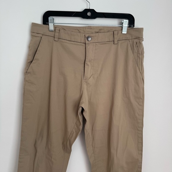 Lululemon ABC Classic-Fit Men Trouser 33 - Picture 2 of 12